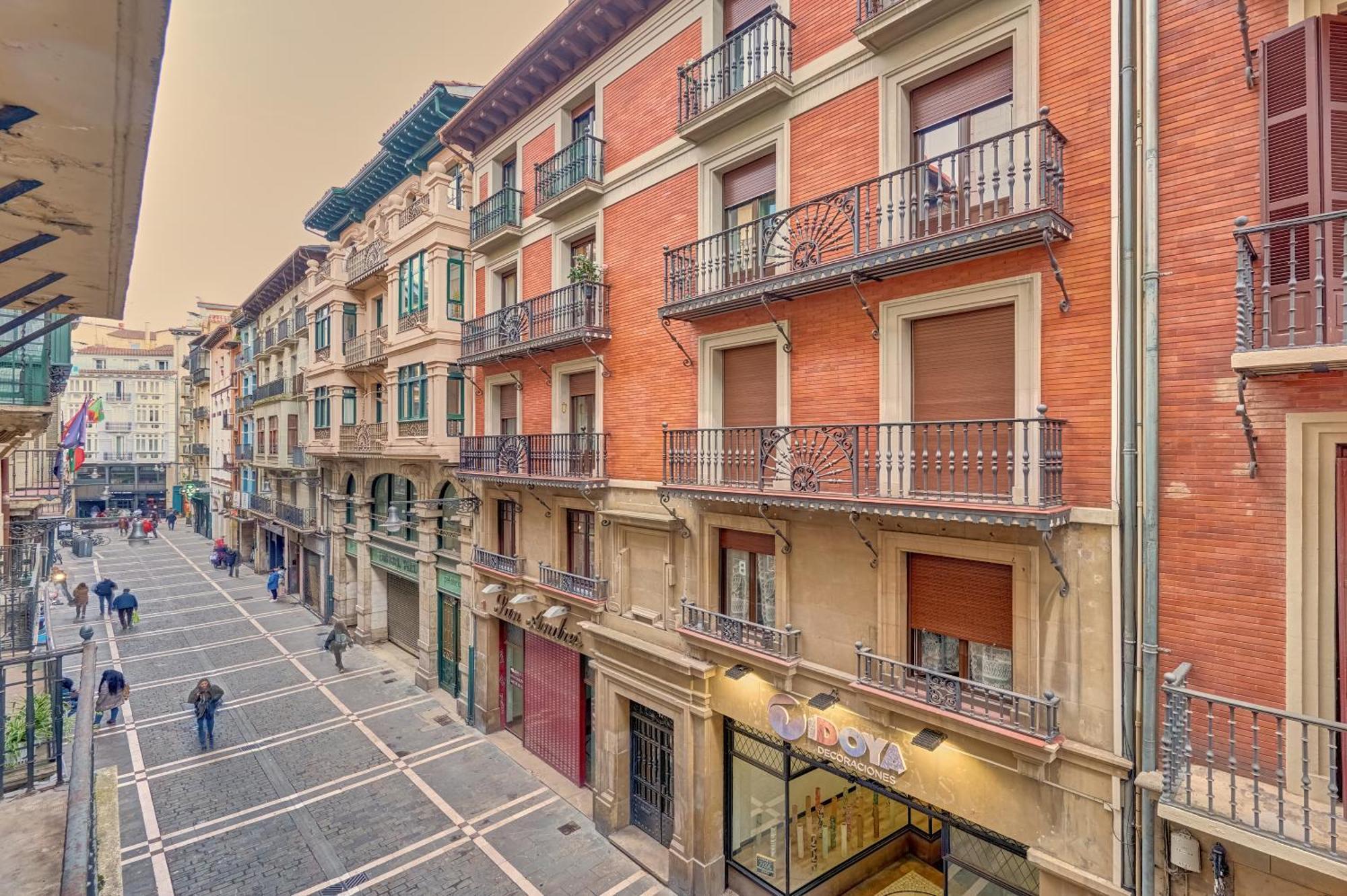 Heart Of Pamplona Apartments III By Clabao Exterior foto