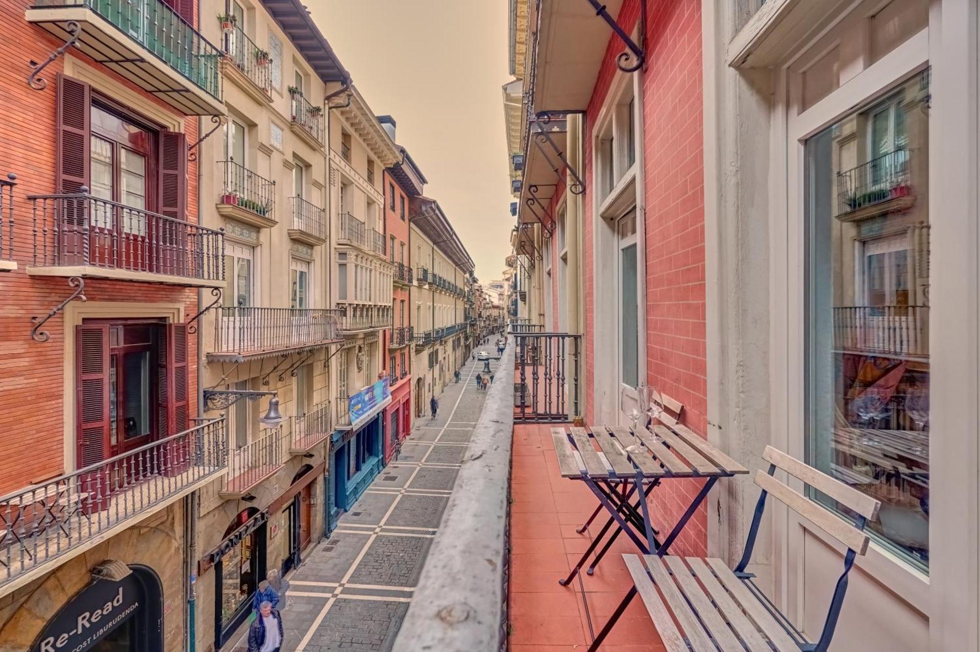 Heart Of Pamplona Apartments III By Clabao Exterior foto